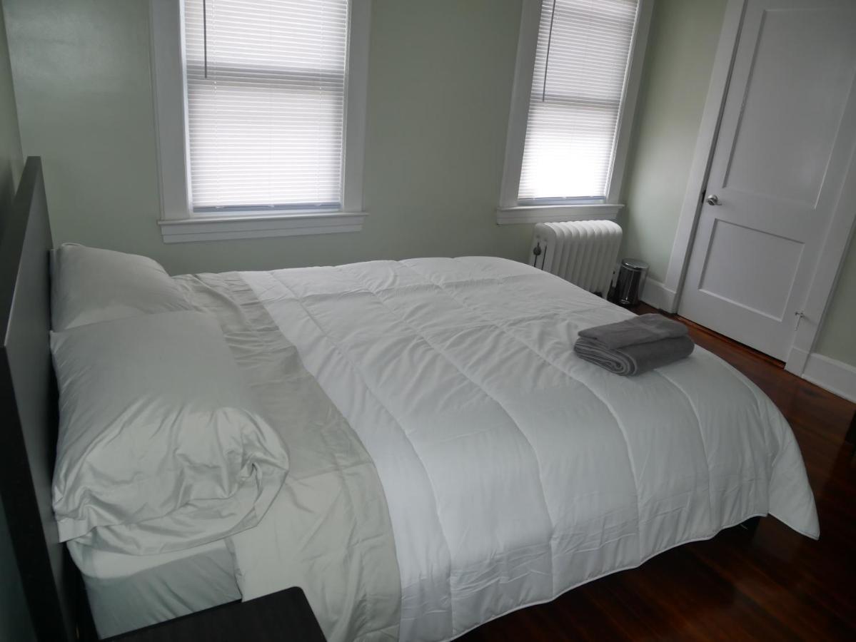 Arrivals & Departures Bed & Breakfast Elizabeth Luaran gambar